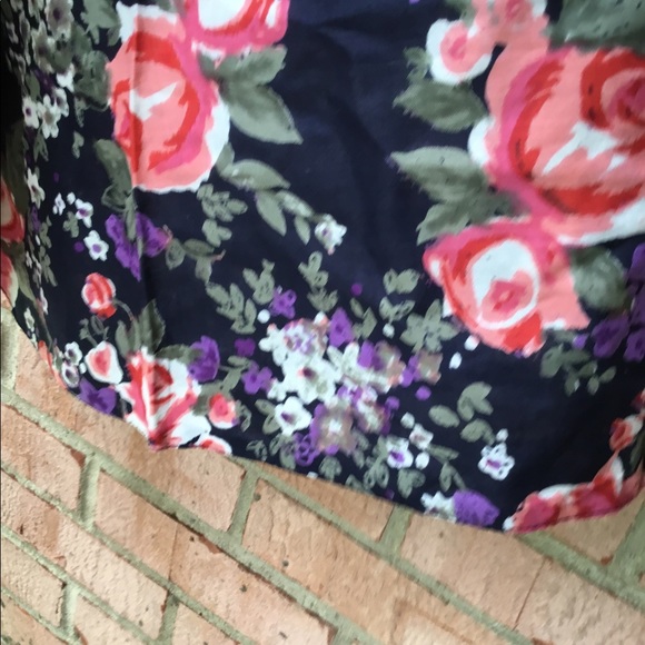 Wrap skirt with 4 different fabrics - Picture 4 of 7